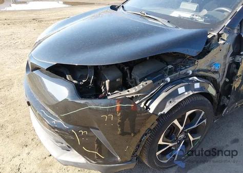 2019 Toyota C-Hr Xle z USA, uszkodzony, nr VIN NMTKHMBX1KR087635